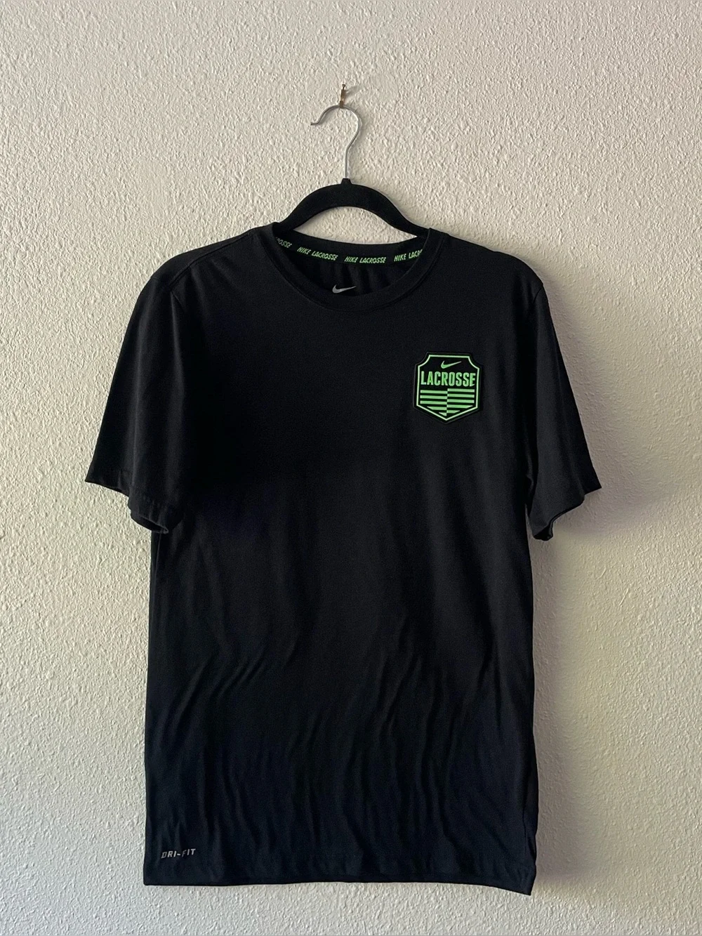 Nike Dri-FIT Lacrosse T Shirt Mens Small Black Athletic Performance Tee